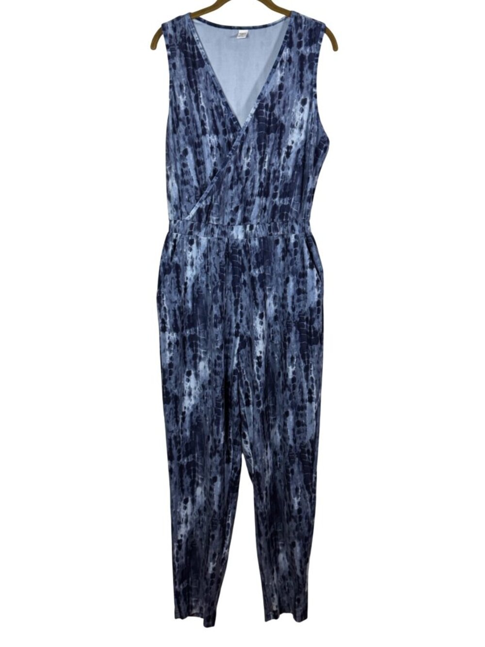 Old Navy Active Medium Blue Tie-Dye Sleeveless V-Neck Wrap-Front Jumpsuit Pocket
